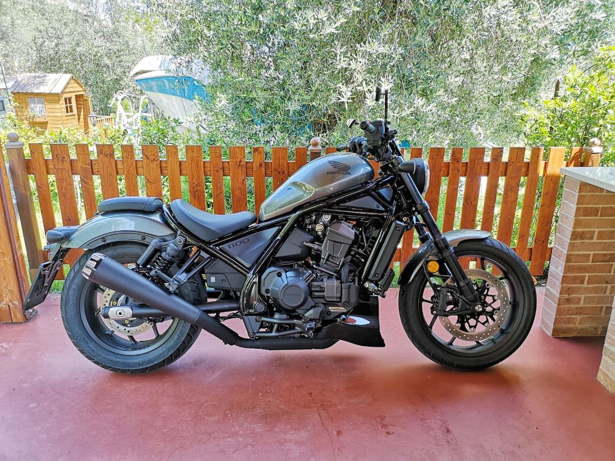 Mistral exclusive conical exhaust for Honda Rebel (contrast cap)